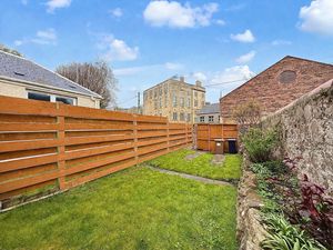 Photo 26- click for photo gallery